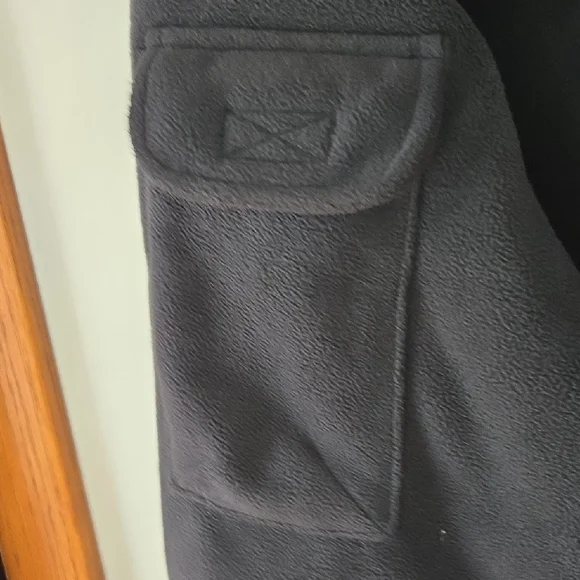 Duluth Trading Co Men's Black Performance Jacket - Picture 4 of 9